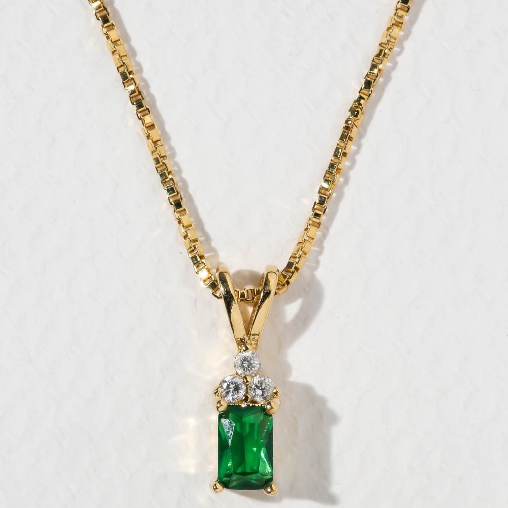 new vanessa mooney THE LORRETA NECKLACE